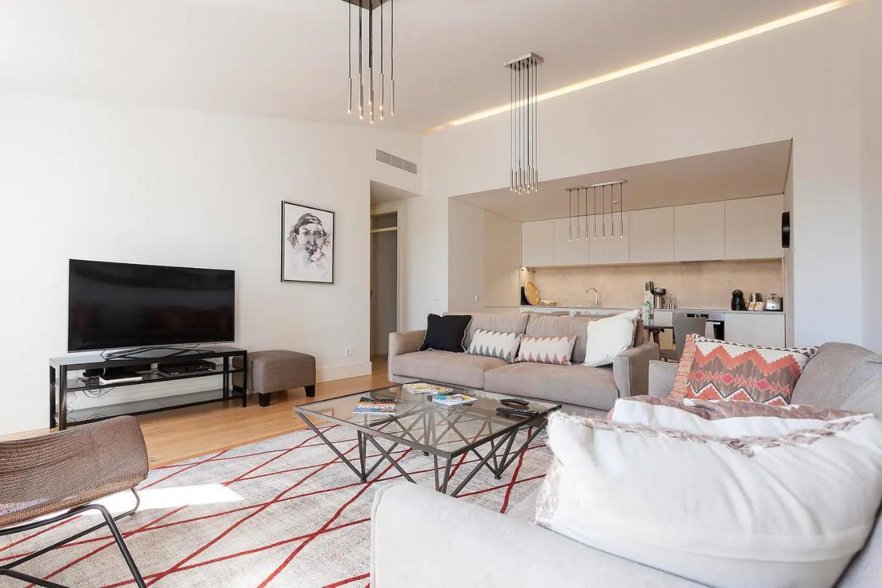 Flh Mouraria Art Apartment With Pool ลิสบอน ภายนอก รูปภาพ