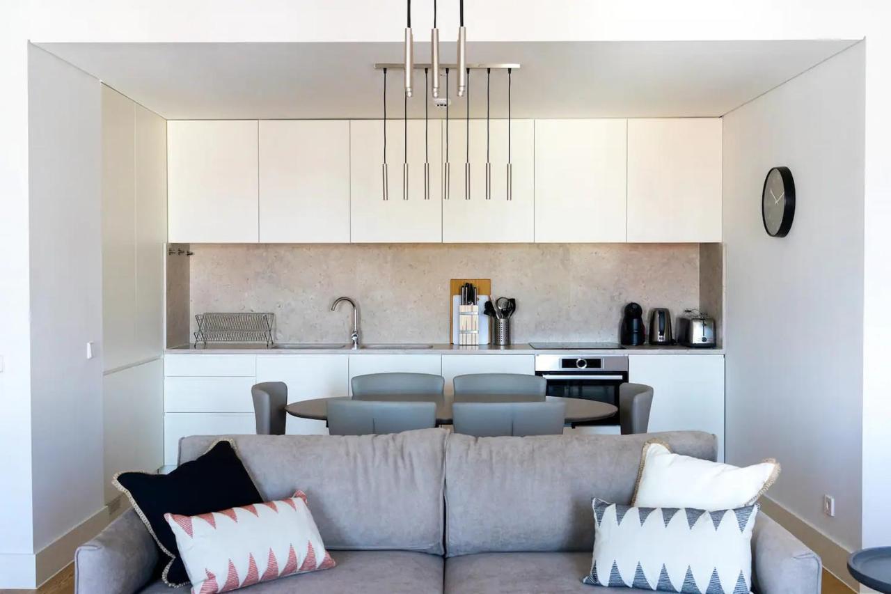 Flh Mouraria Art Apartment With Pool ลิสบอน ภายนอก รูปภาพ