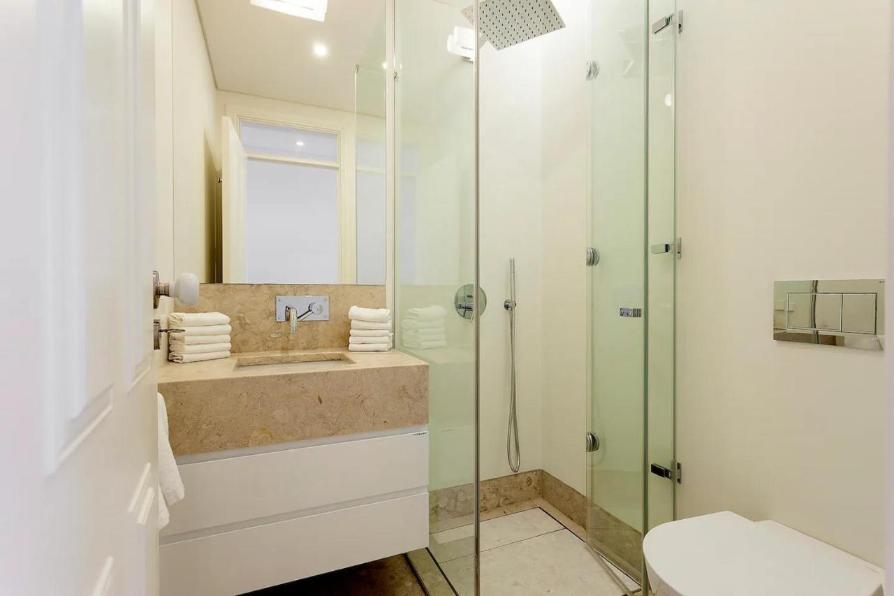 Flh Mouraria Art Apartment With Pool ลิสบอน ภายนอก รูปภาพ
